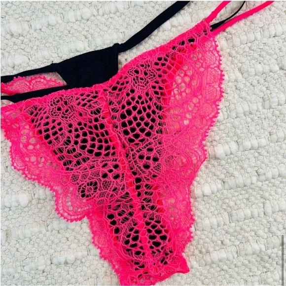 36D/M Rare 2016 Victoria’s Secret Rio Lace Bralette & Cheekini Pantie Set - Picture 9 of 10